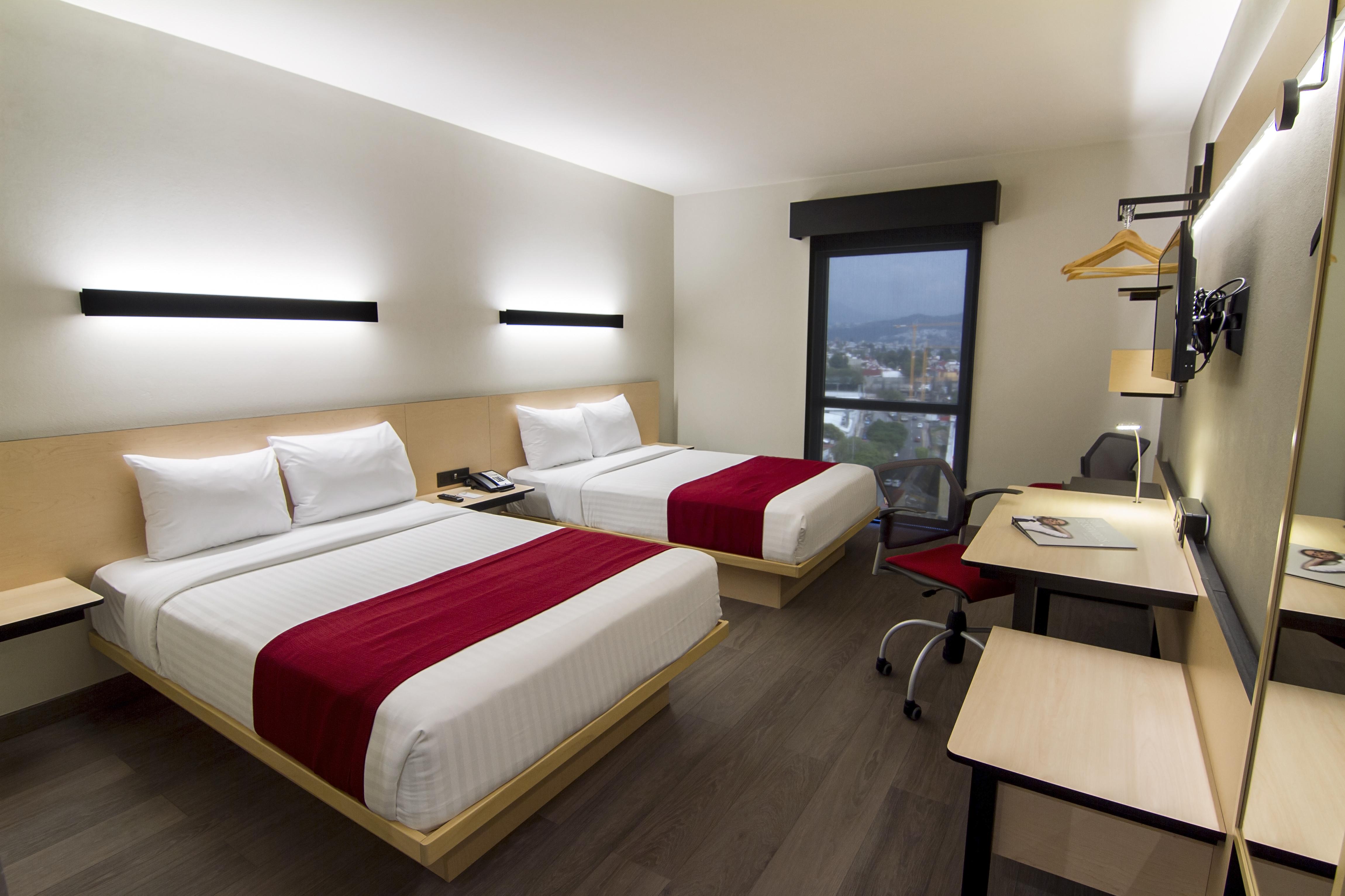 Express By Marriott Ciudad De Mundo E