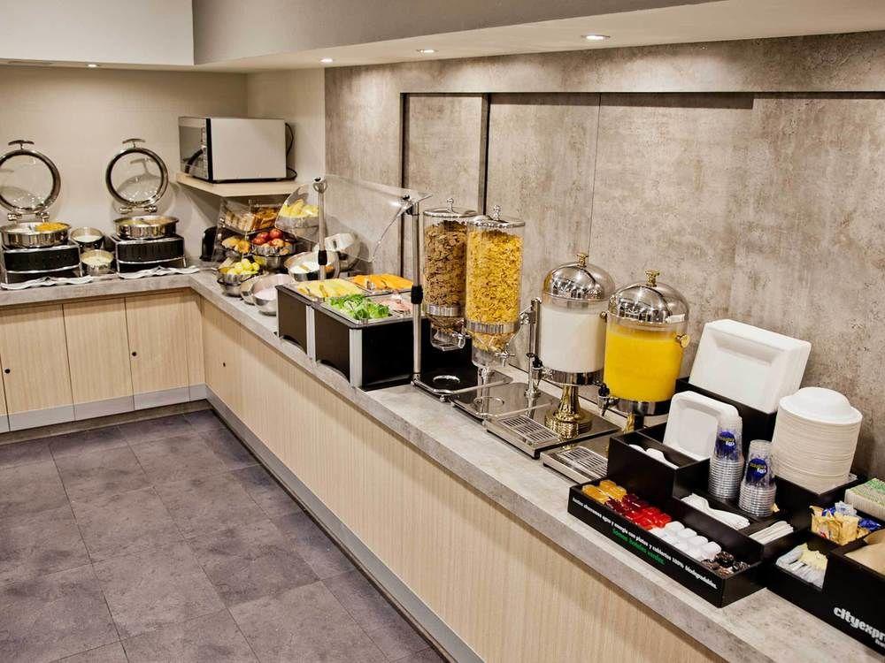 Hotel Express By Marriott Ciudad De Mundo E 3*
