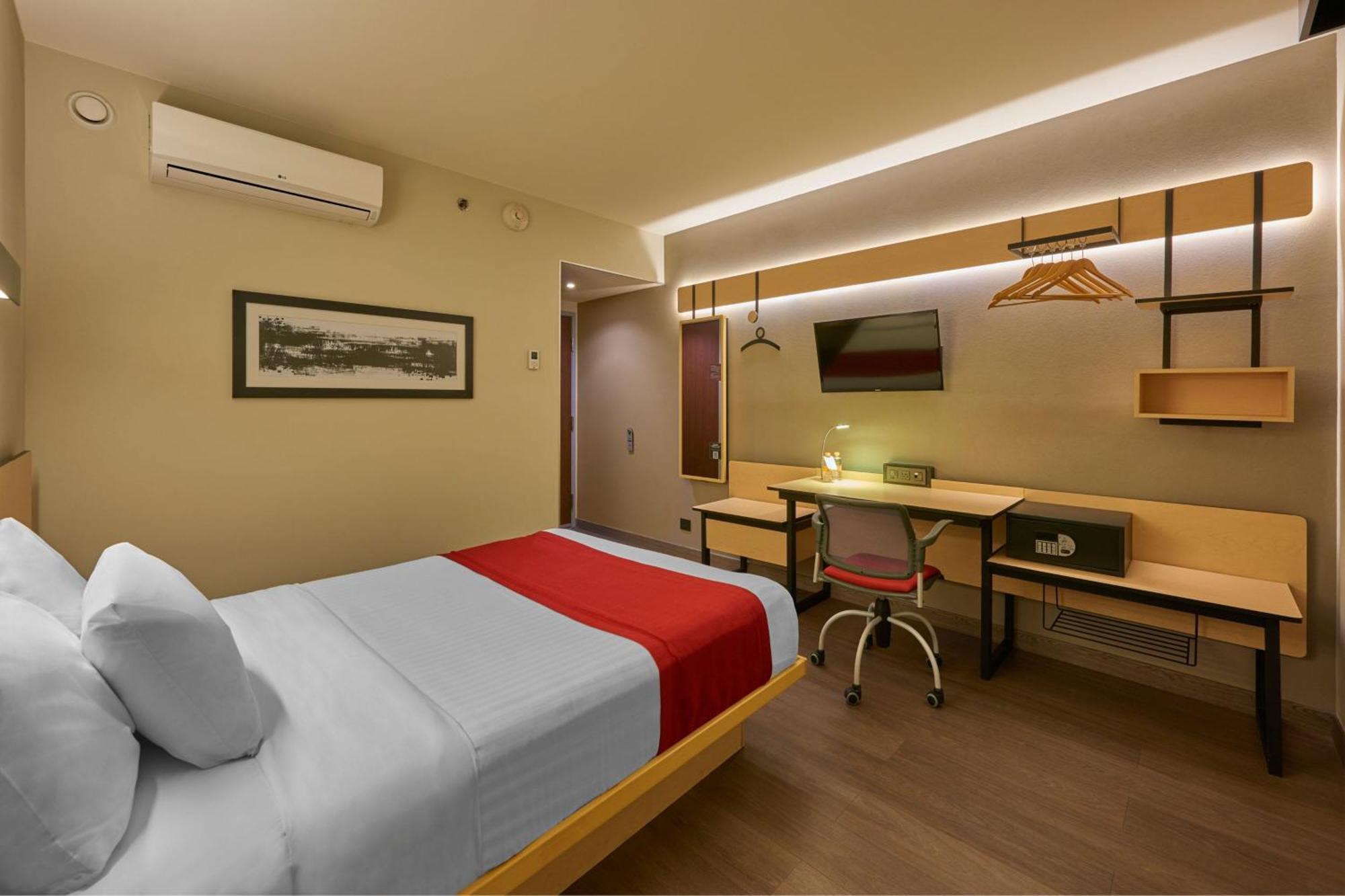Express By Marriott Ciudad De Mundo E Hotel