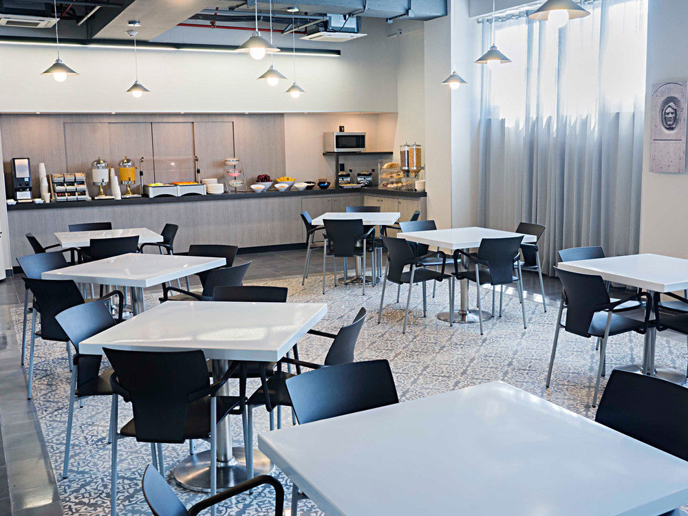 Hotel Express By Marriott Ciudad De Mundo E 3*