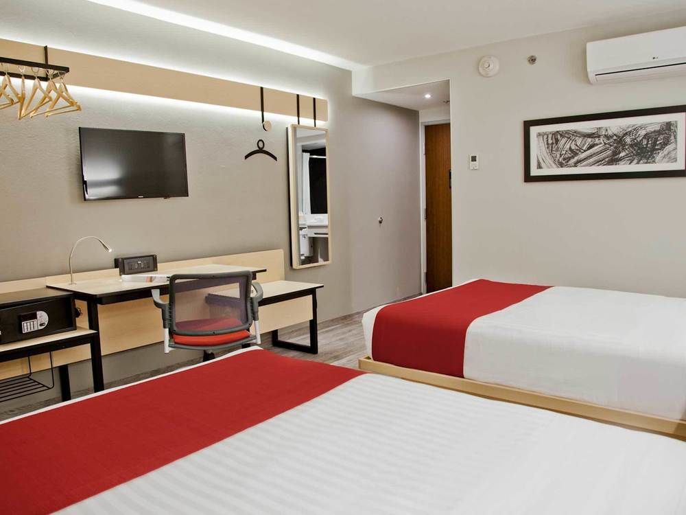 Express By Marriott Ciudad De Mundo E Hotel