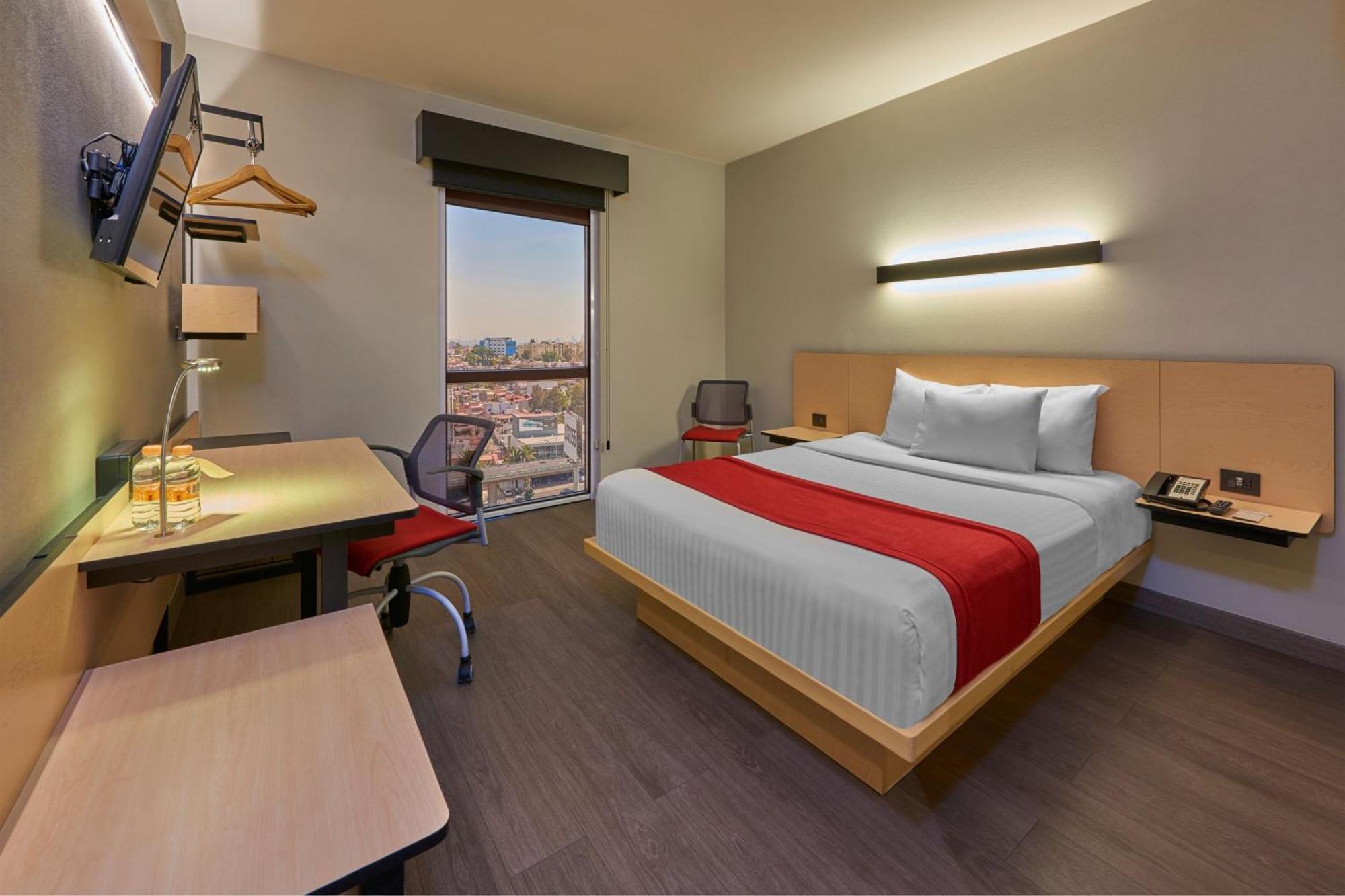 Hotel City Express Plus By Marriott Ciudad De Mexico Mundo E 3*
