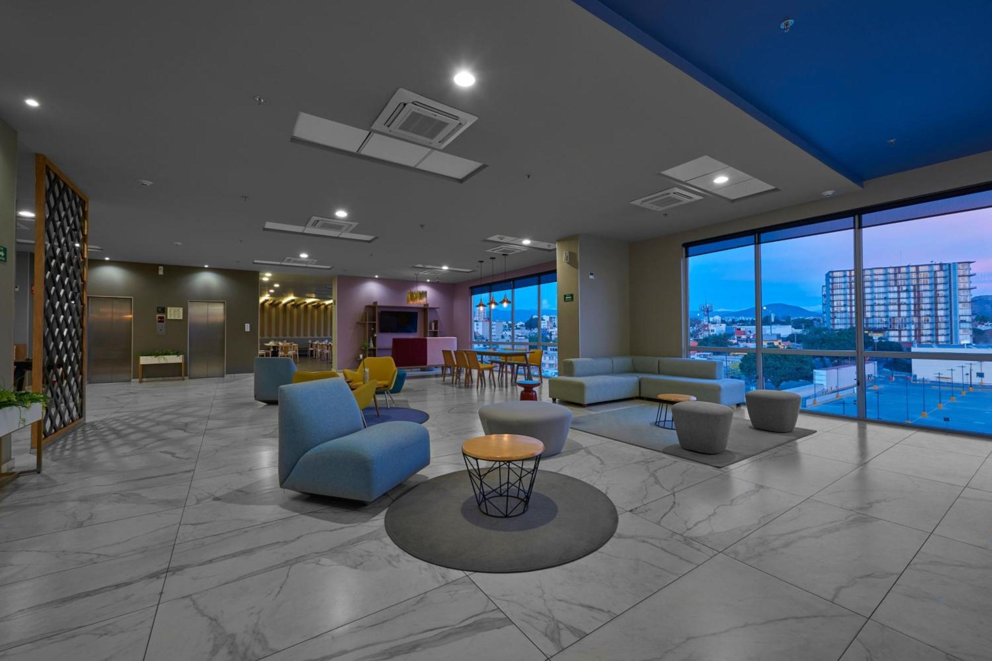 City Express Plus By Marriott Ciudad De Mexico Mundo E Hotel